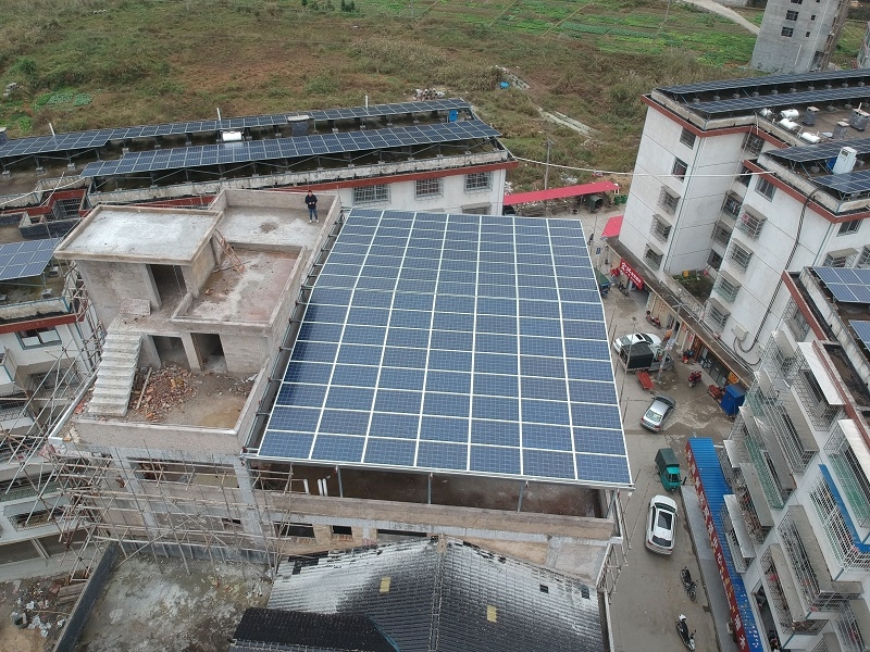 [农村光伏屋顶] 邵阳绥宁斜屋顶太阳能发电屋顶30.08KW项目