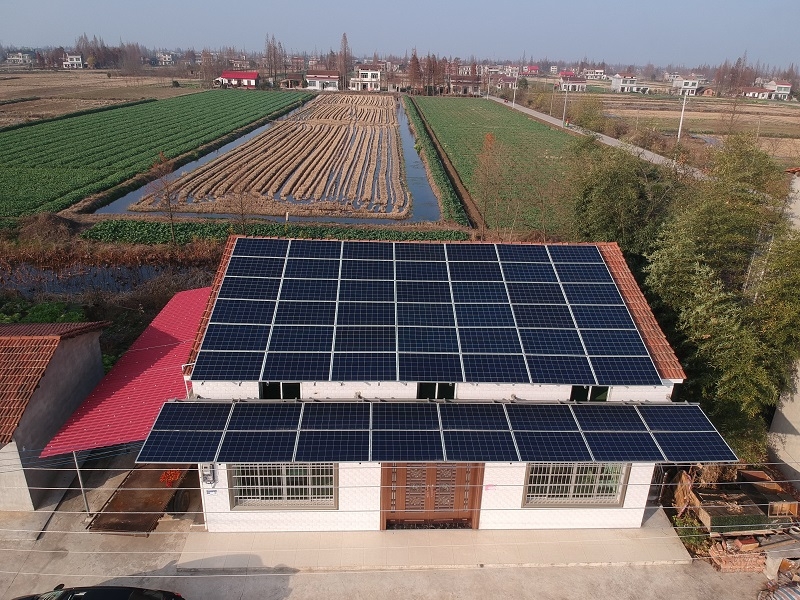 [农村光伏屋顶] 益阳南县斜屋顶太阳能发电屋顶15.95KW项目